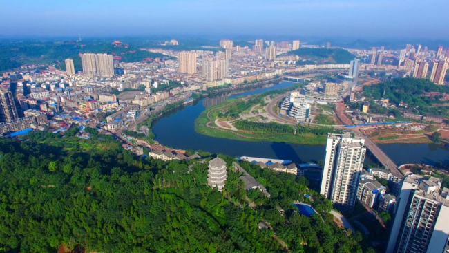 来大英，解锁矿藏小城